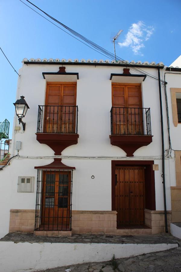 La Casita Gris *